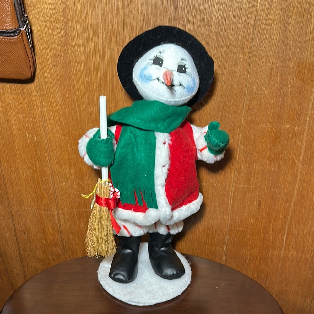 Annalee Red and Green Snowman Holiday Decor